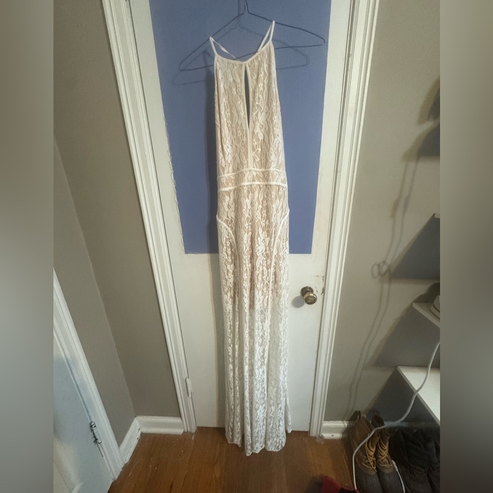 Women white lace dress